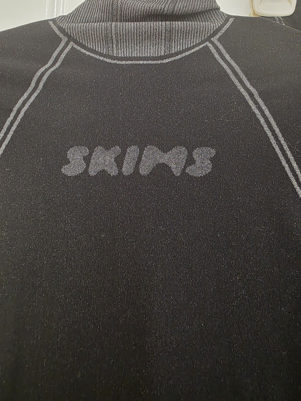SKIMS First Layer Set With Bottoms And Top Both Size M-XL - Picture 6 of 11